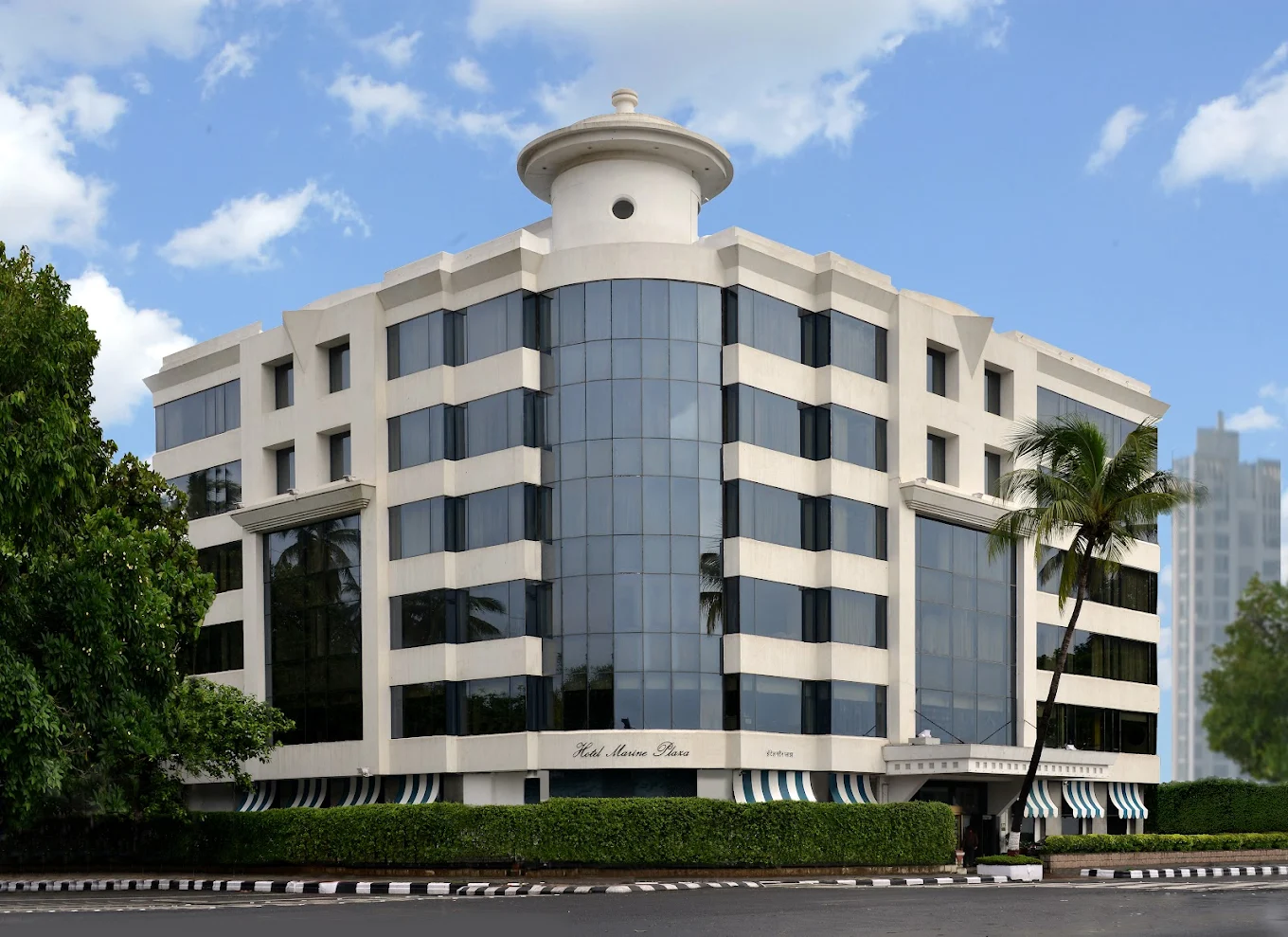 Hotel Marine Plaza, Mumbai